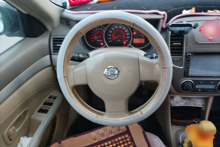 Used Nissan Sylphy 2012 Classic 1.6XE Manual Comfort Edition Steering Wheel