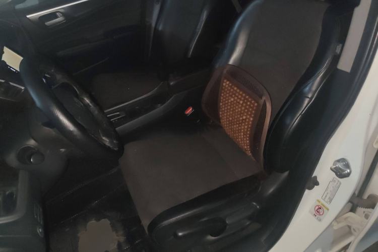 Used Honda Jade 2013 1.8L automatic Comfort version 5 seats