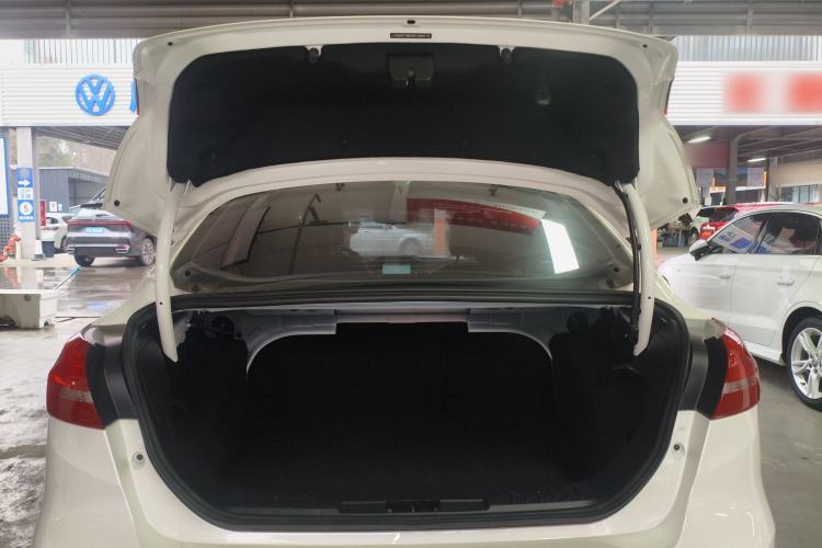 Used Ford Focus 2017 Sedan 1.6L Automatic Fashion Edition Smart Drive Version