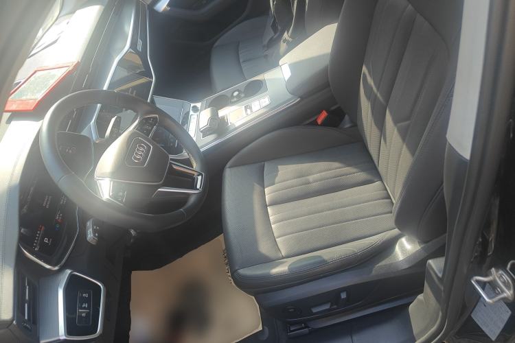 Used Audi A6 2023 allroad quattro 55 TFSI Prestige Off-Road Model