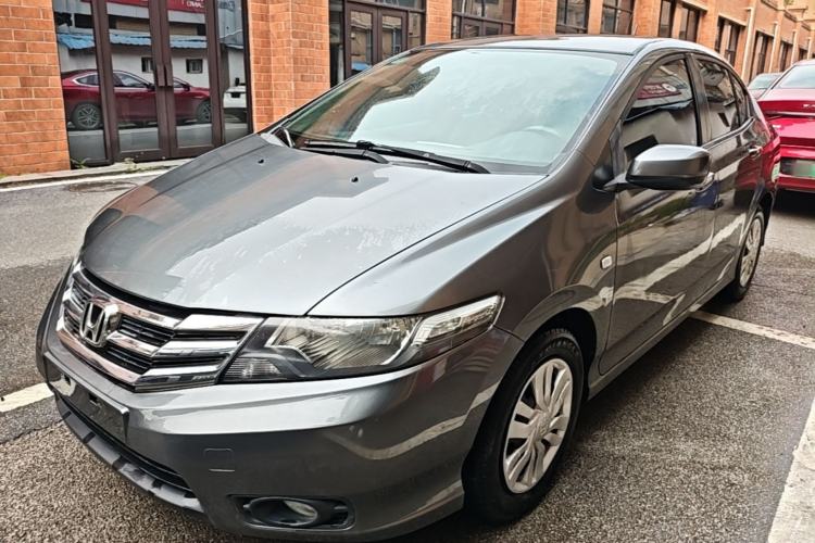 Used Honda City Classic 2012 1.5L manual Comfort version