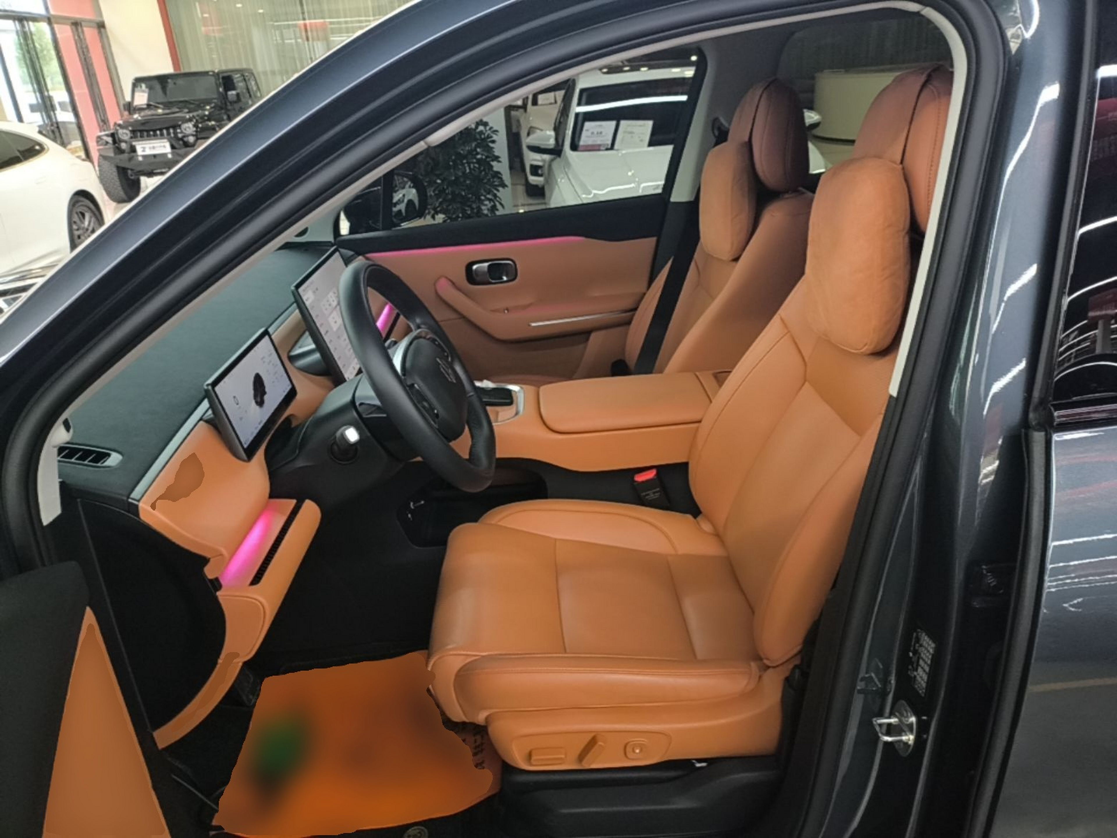 Переднее сиденье в автомобиле