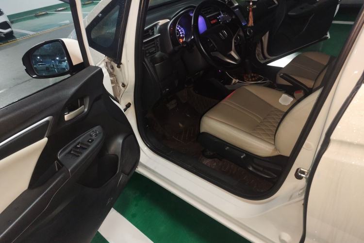 Used Honda Fit 2014 1.5L EX CVT Elite Model Interior 3