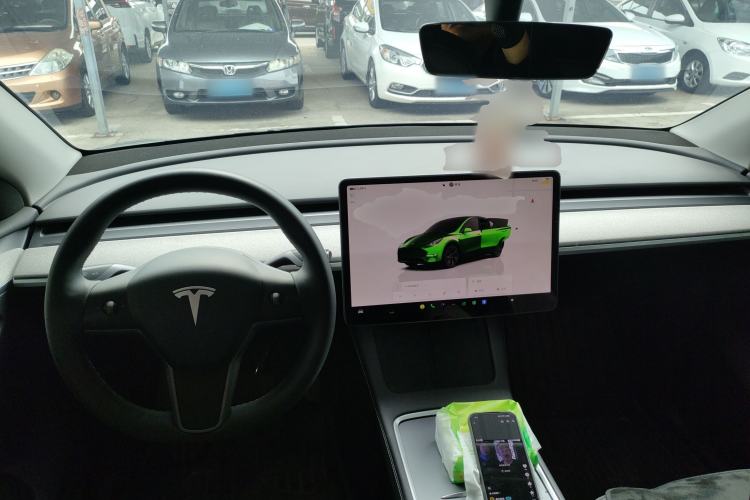 Used Tesla Model Y 2023 Rear-Wheel-Drive Version
