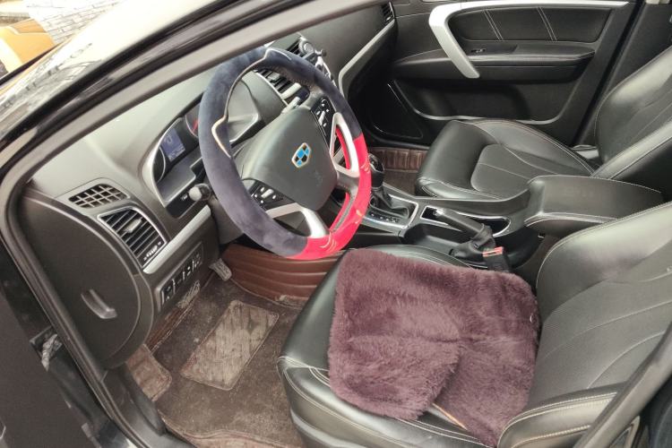 Used Geely Auto Emgrand 2016 Sedan 1.5L CVT Upward Version