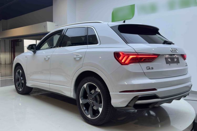 Used Audi Q3 2022 35 TFSI Fashion Dynamic Model