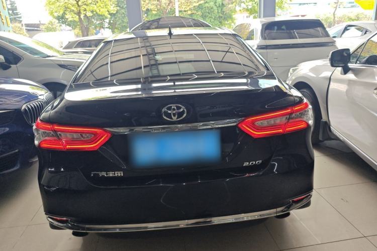 Used Toyota Camry 2023 2.0G Luxury Edition
