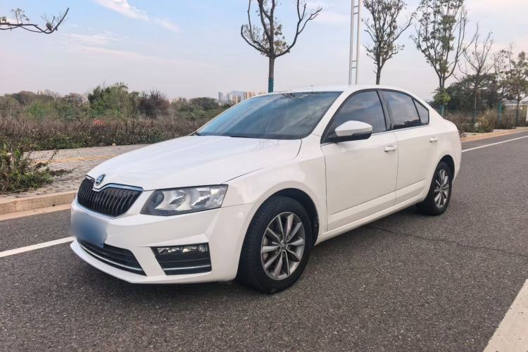 Used Skoda Octavia 2017 Classic Model 1.6L Automatic Comfort Edition