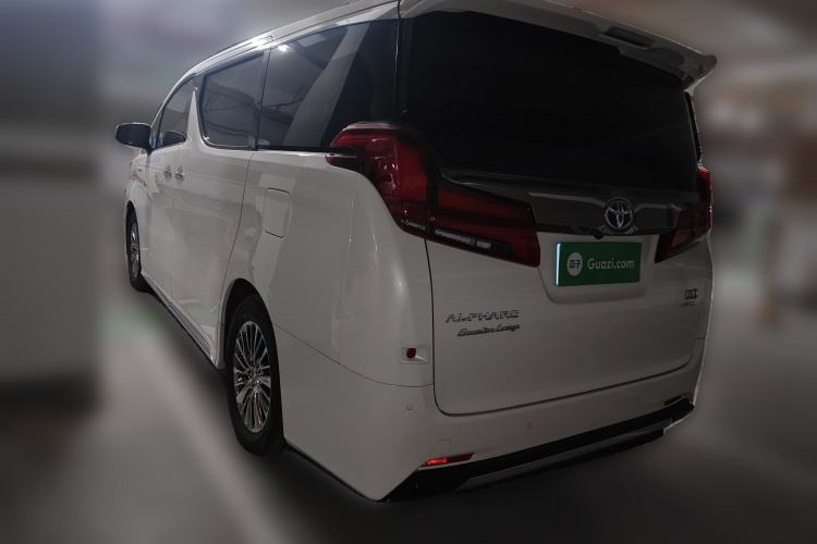 Used Toyota Alphard 2023 Dual-Motor 2.5L Premium Golden Edition