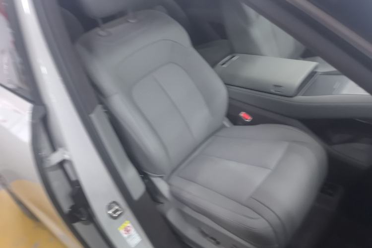 Used Denza N8L 2025 Model Zunrong Model