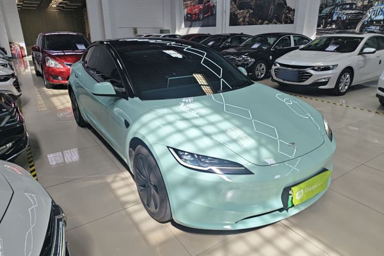 Used Tesla Model 3 2023 Rear-Wheel-Drive Version
