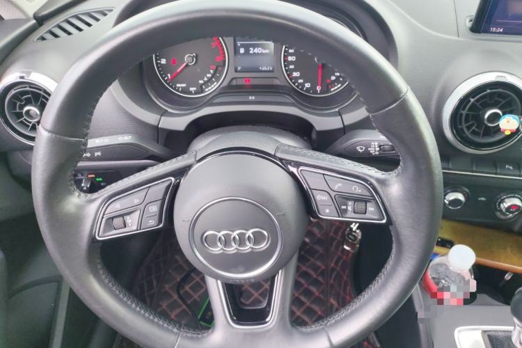 Used Audi A3 2018 30th Anniversary Edition Sportback 35 TFSI Fashion Model Steering Wheel