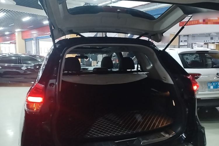 Used Nissan X-Trail 2017 2.0L CVT Comfort Edition 2WD Trunk