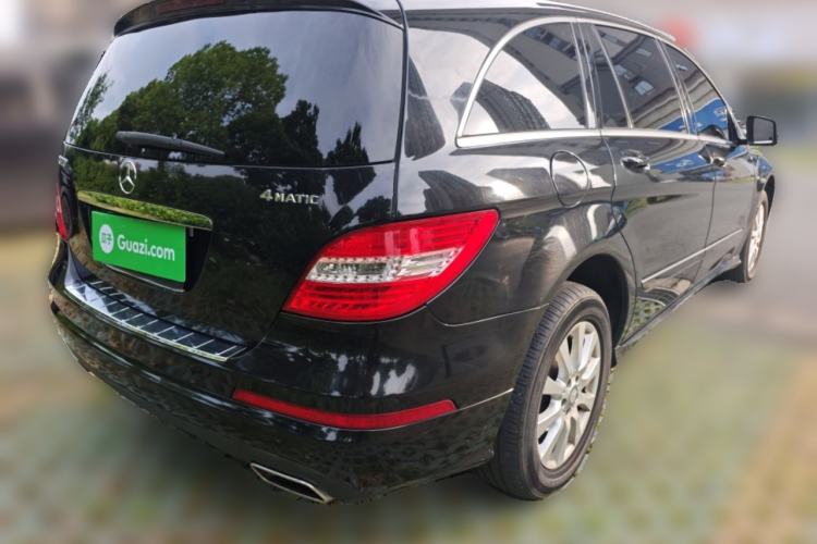 Used Mercedes-Benz R-Class 2017 R 320 4MATIC Business Edition Prestige Model Rear Right 45 Deg