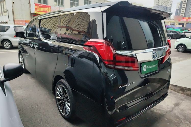 Used Toyota Alphard 2020 Dual-Engine 2.5L Luxury Edition
