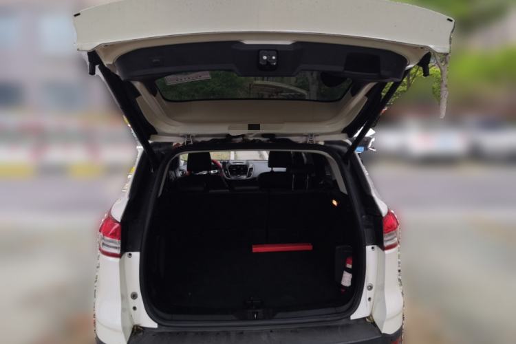 Used Ford Kuga 2015 1.5L GTDi Four-Wheel-Drive Elite Model Trunk