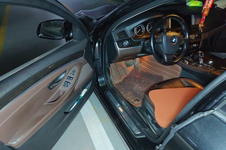 Used BMW 5 Series 2014 525Li Luxury Design Package
