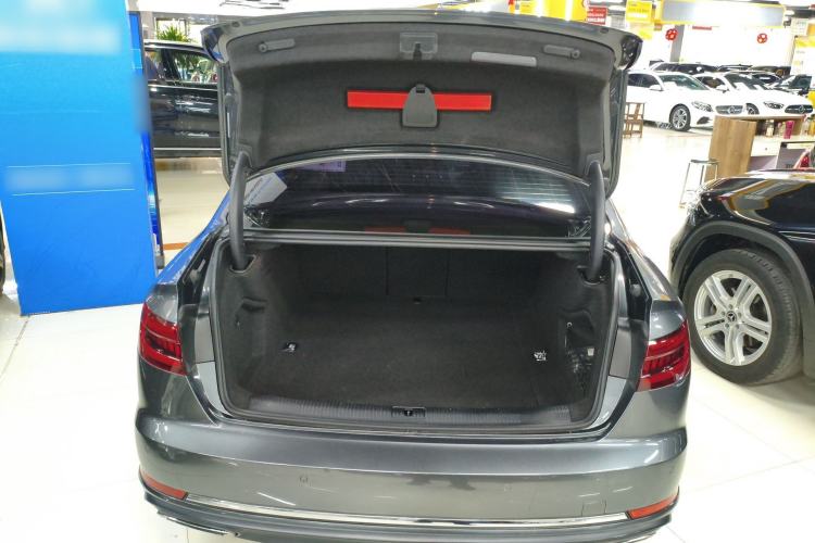 Used Audi A4L 2019 40 TFSI Ambition China VI