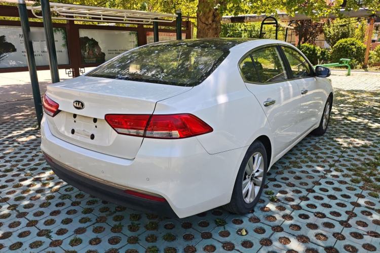 Used Kia K4 2014 1.8L Automatic GLS
