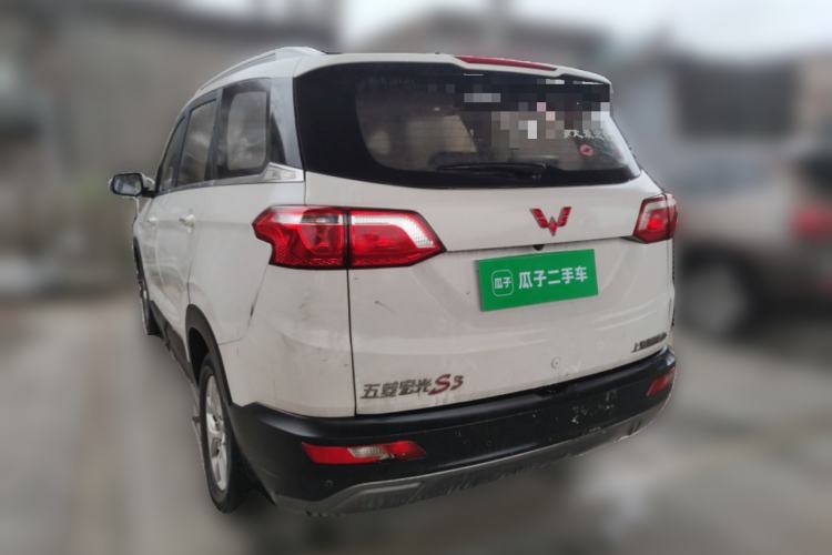 Used Wuling Hongguang S3 2018 1.5L Manual Luxury Model China V Standard