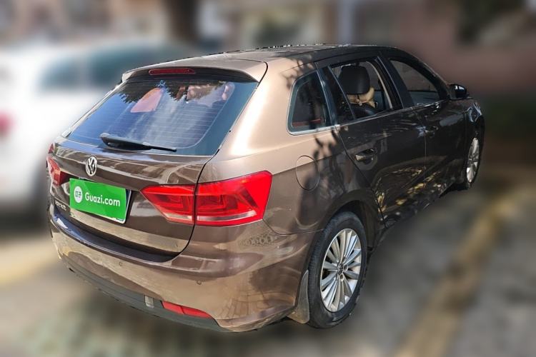 Used Volkswagen Gran Lavida 2013 1.6L Manual Comfort Model