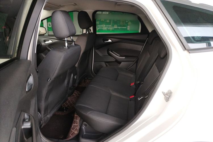 Used Ford Focus 2018 Hatchback Classic 1.6L Automatic Comfort Plus SmartDrive Edition