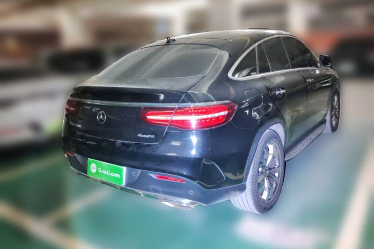 Used Mercedes-Benz GLE Coupe 2018 GLE 400 4MATIC Coupe SUV Exterior 5