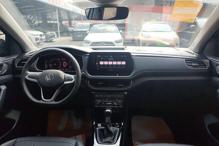 Used Volkswagen Tharu 2025 NewRui 300TSI Prestige Edition