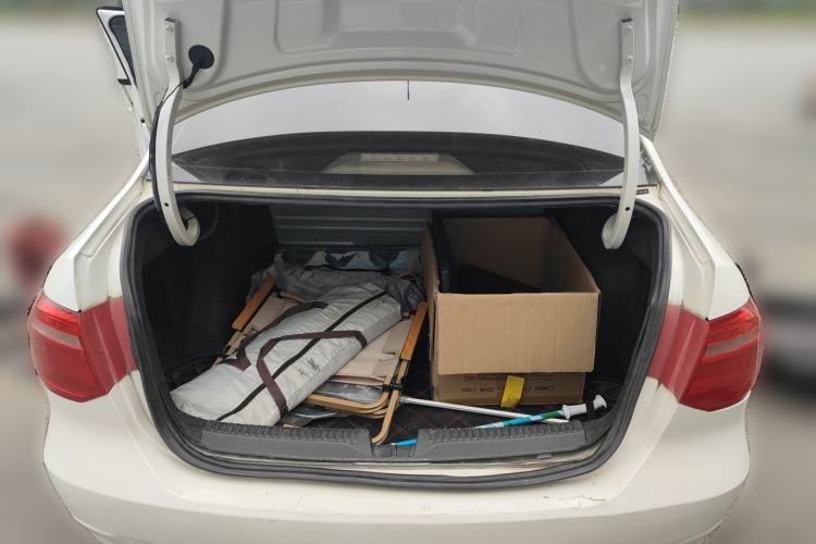 Used Volkswagen Jetta 2013 1.6L Manual Fashion Edition
