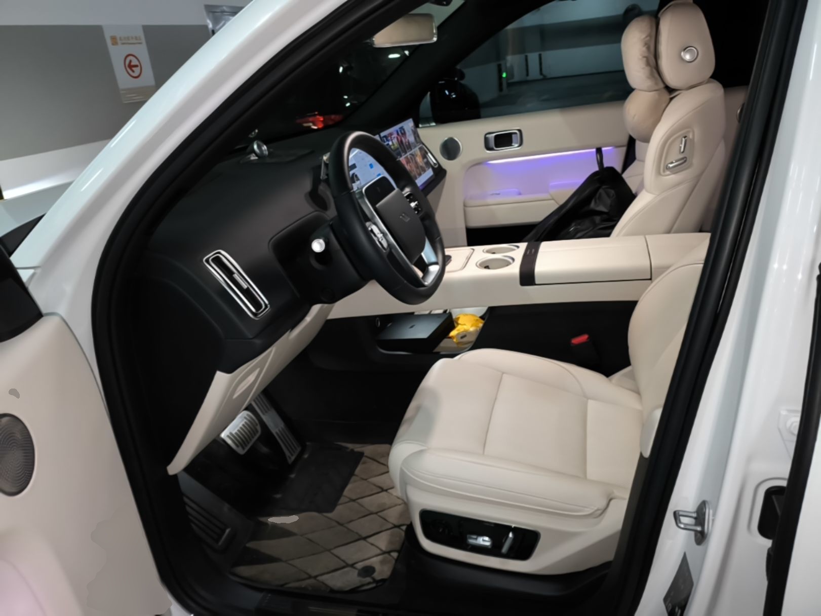 Interior delantero
