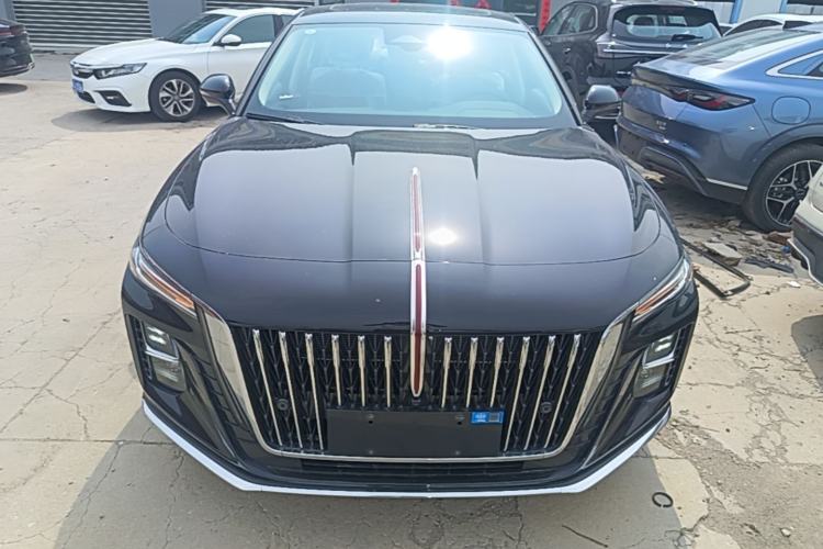 Used Hongqi H5 2025 2.0T Automatic Flag Edition – 500 000 Units Commemorative Version