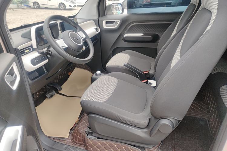 Used Wuling Hongguang MINIEV 2024 3rd Generation 215km Advanced Version Left Rear Seat