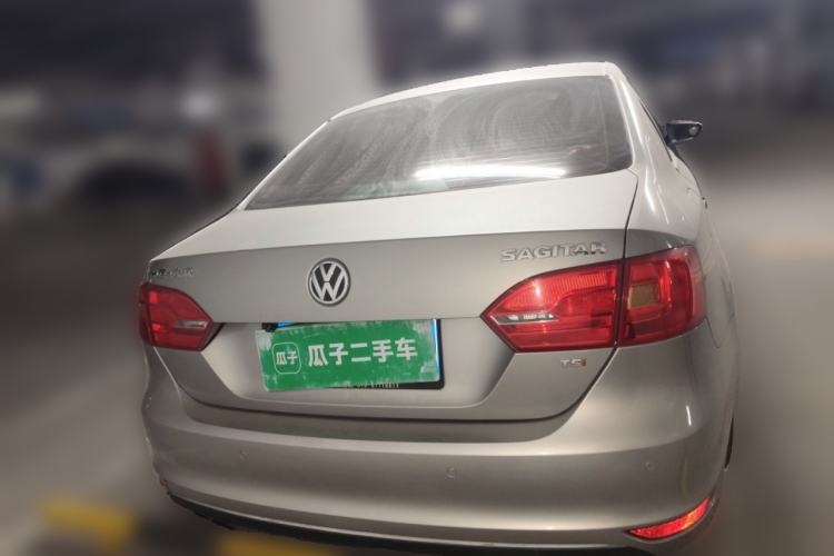 Used Volkswagen Sagitar 2014 Revised Version 1.4TSI Automatic Luxury Edition
