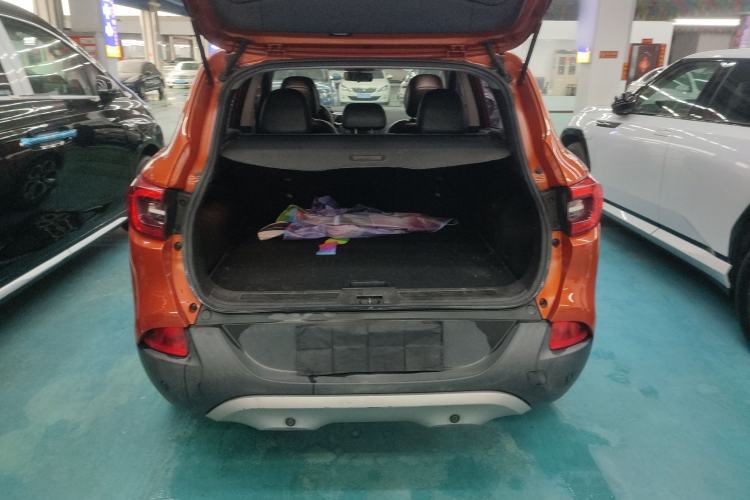 Used Renault Kadjar 2016 2.0L Two-Wheel Drive Comfort Edition Trunk