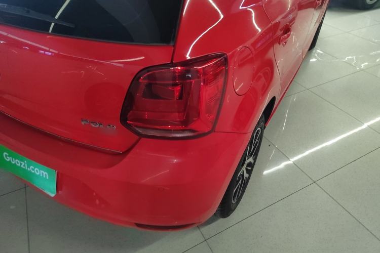 Used Volkswagen Polo 2016 1.6L Automatic Comfort Model Exterior 3