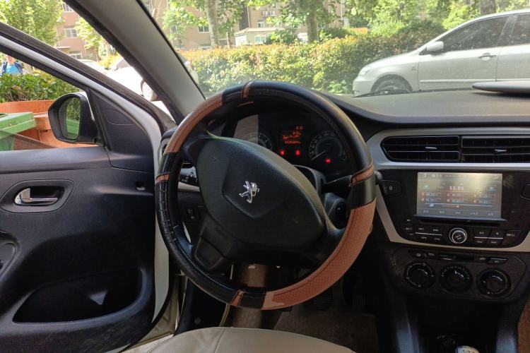 Used Peugeot 301 2014 1.6L Manual Comfort Edition