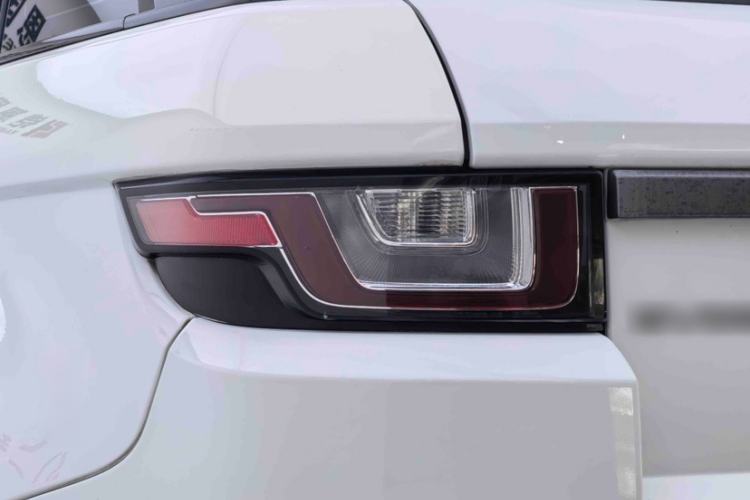 Used Land Rover Range Evoque 2018 240 PS SE Smart Brilliance Edition Exterior 5