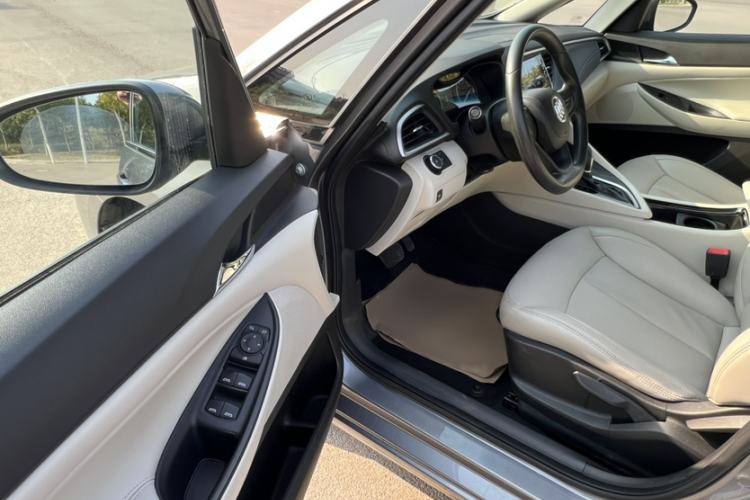 Used Buick GL6 2018 18T 6-Seater Elite Model