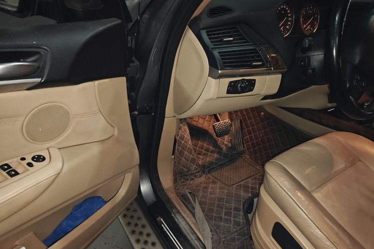 Used BMW X5 2009 xDrive30i Luxury Edition
