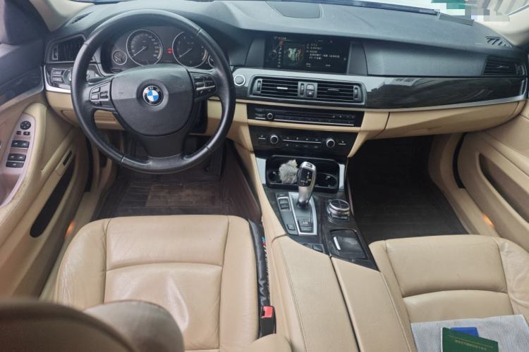 Used BMW 5 Series 2013 530Li Leading Model