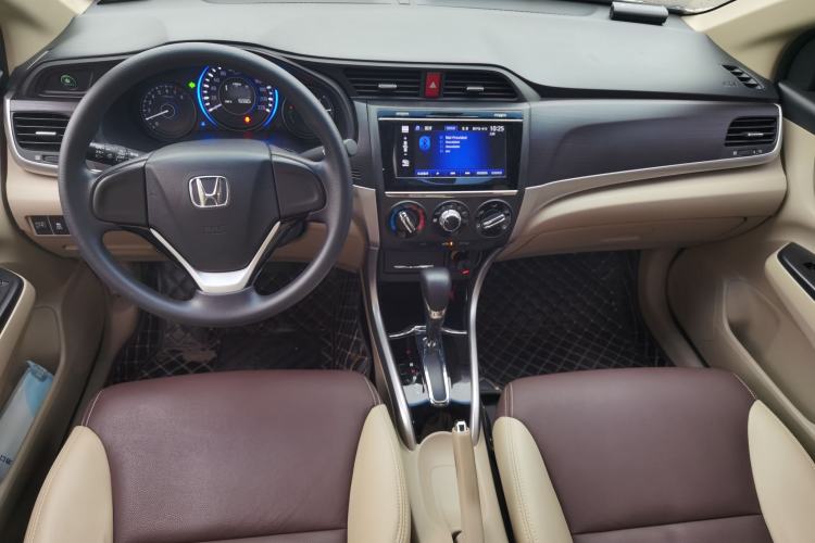 Used Honda Crider 2016 1.8L CVT Comfort Version

