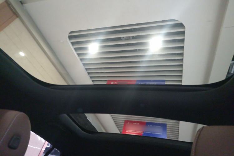 Used Mercedes-Benz GLB 2024 Refresh GLB 220 Fashion Edition Headliner