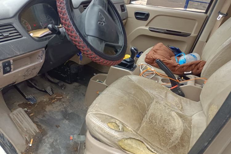 Used Wuling Rongguang 2014 1.5L S Standard Version