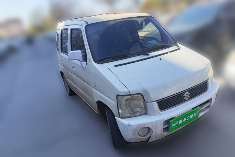 Used Suzuki Wagon R 2015 1.0L Manual Utility Model Front Right 45 Deg