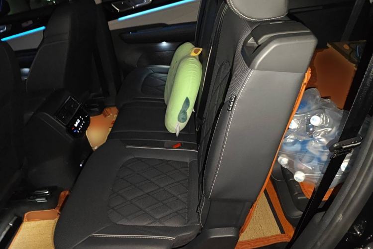 Used Volkswagen Teramont 2024 380TSI All-Wheel Drive Longyao Edition Left Rear Seat