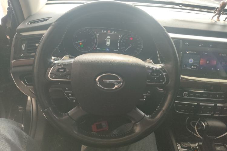 Used GAC Trumpchi GS8 2017 320T Two-Wheel Drive Luxury Smart Connectivity Version (7 Seats)