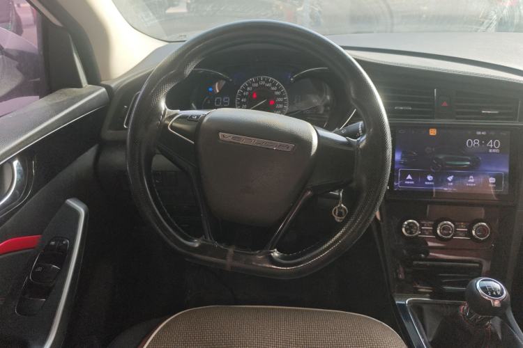 Used Venucia D60 2019 100 000 Glory 1.6L Entry Manual ChenShang Edition China VI
