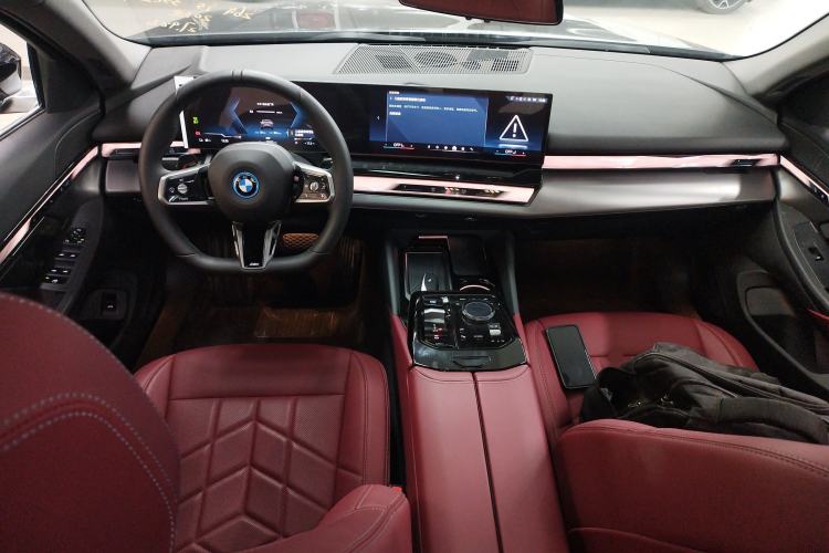 Used BMW i5 2025 eDrive 35L M Sport Package
