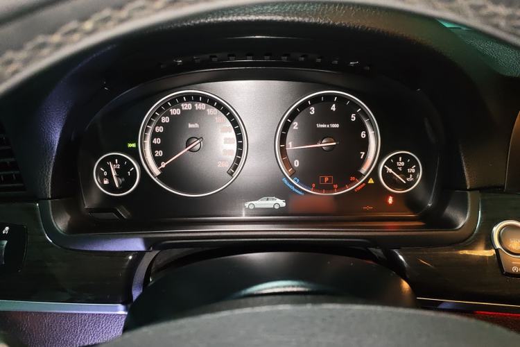 Used BMW 5 Series 2014 525Li Luxury Design Package
