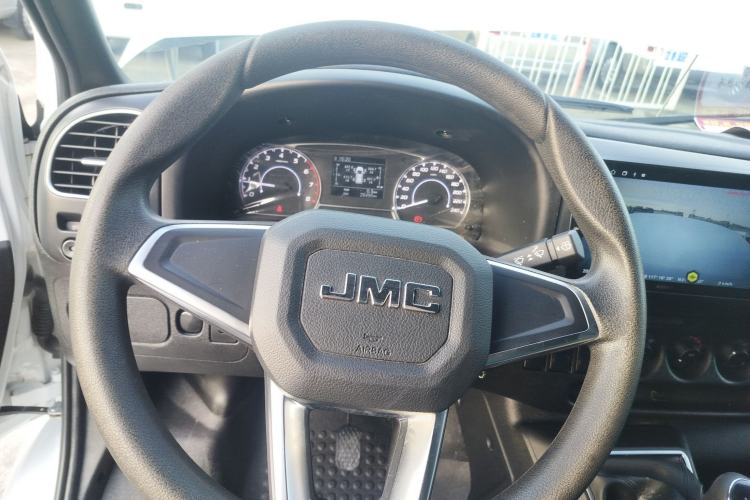 Used JMC Transit 2019 2.8T Commercial Version Short Wheelbase Mid-Roof 6-Seater China VI JX493
